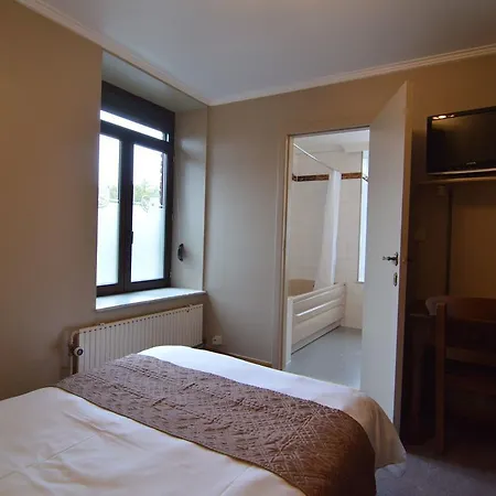 Spacious Holiday With Jacuzzi In Theux Belgium בית נופש