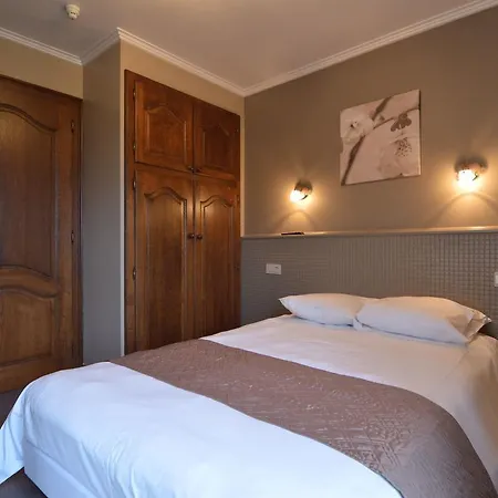 בית נופש Spacious Holiday With Jacuzzi In Theux Belgium